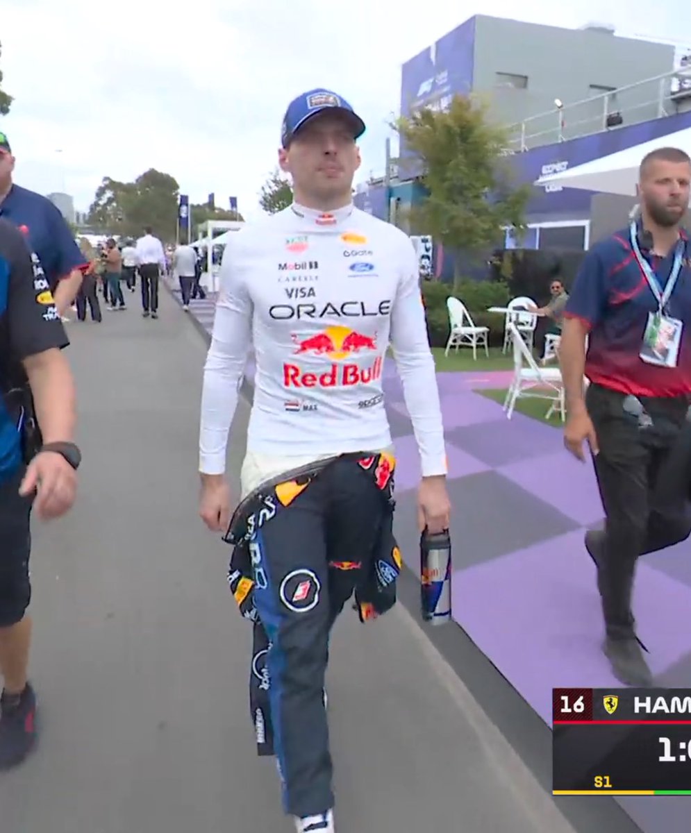 verstappenews's tweet photo. Max is back in the paddock https://t.co/3jpPMCMvfs