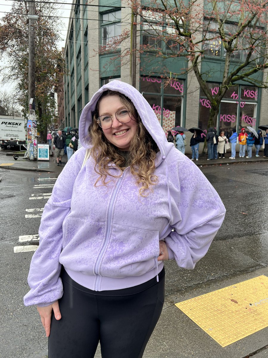 ❤️‍🔥a (showgirl version) ❤️‍🔥 tweet media