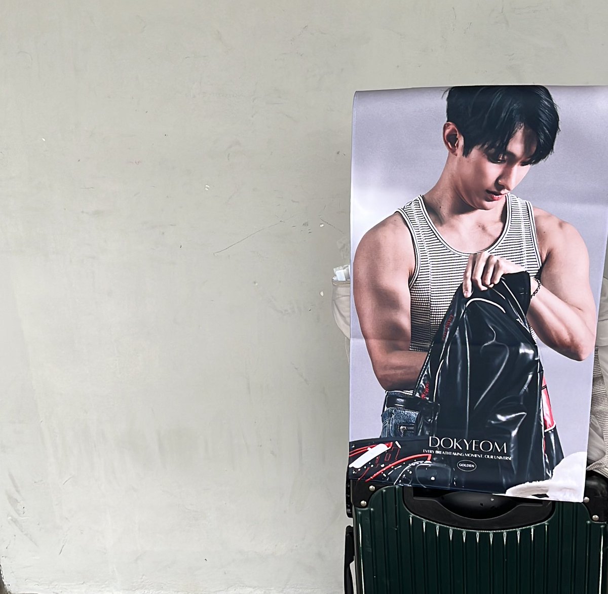 GOLDEN6.DK18 tweet media