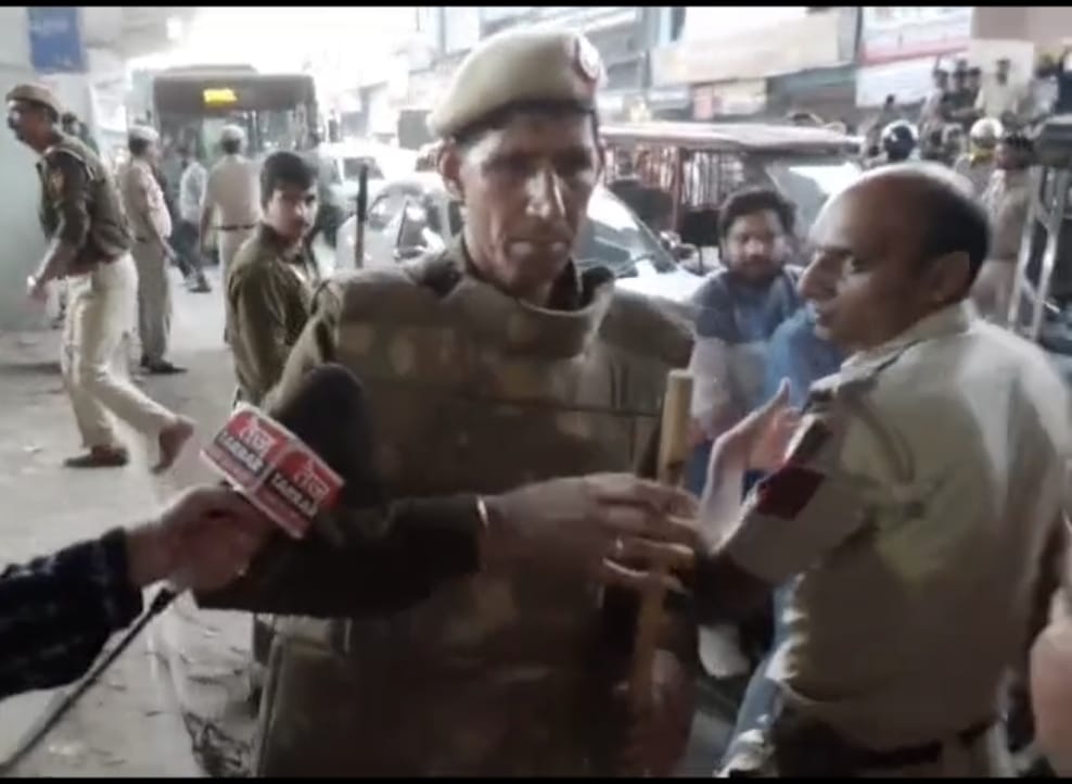 संघर्ष सत्य के लिए.... ✍️ tweet media