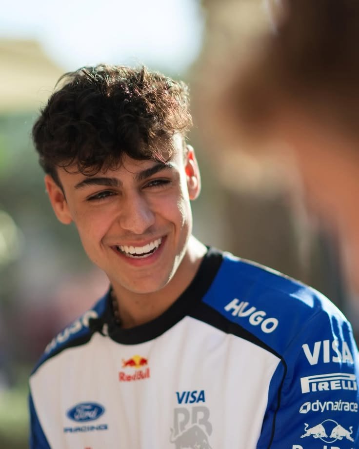 norvidfiles's tweet photo. arvid linblad is the first rookie to reach q3 in their first ever race since lando norris in 2019. #norvid our main characters. https://t.co/5WKuzNF0gH