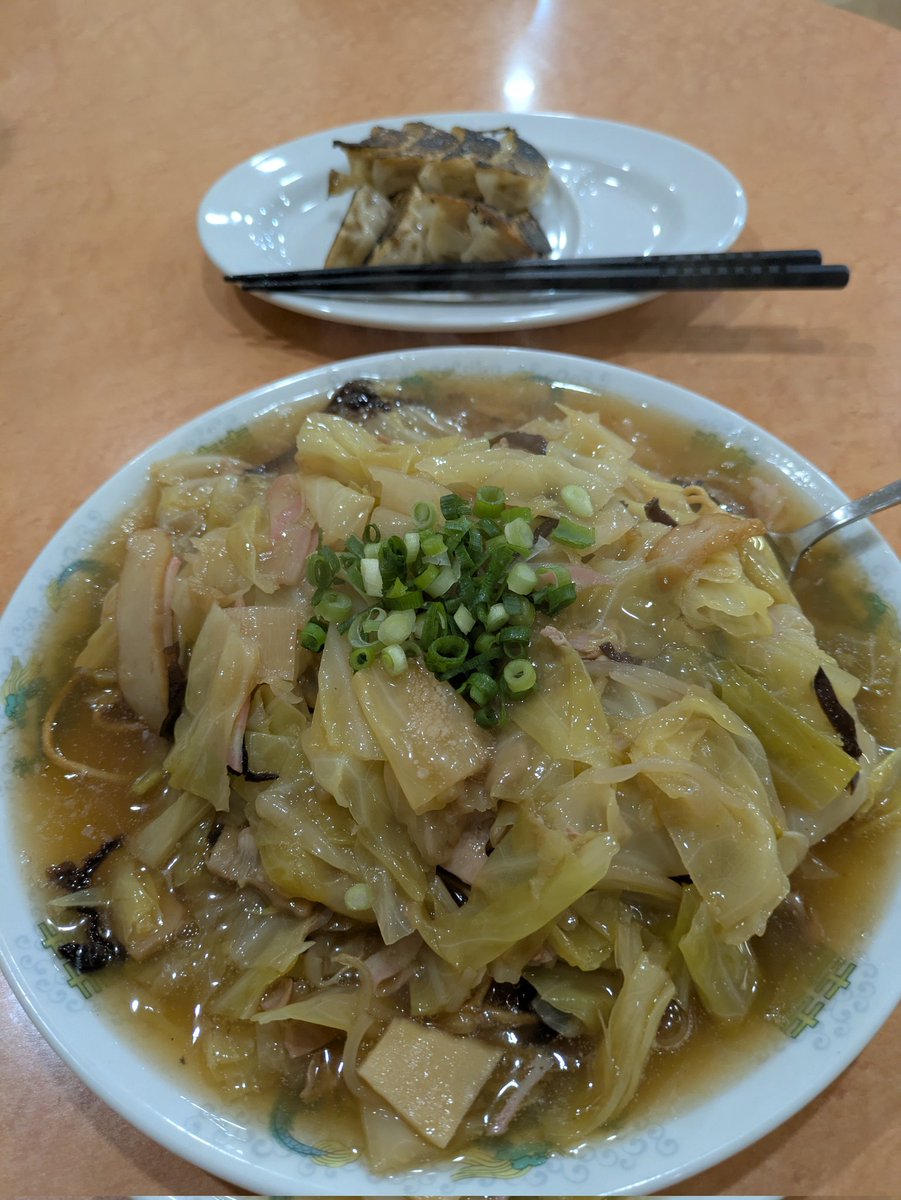 shibatchii's tweet photo. お昼ご飯はばりそば https://t.co/RNw6TkaEdZ