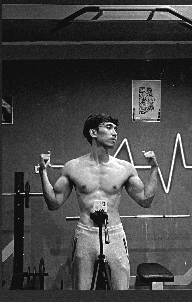 frisian flag tweet media