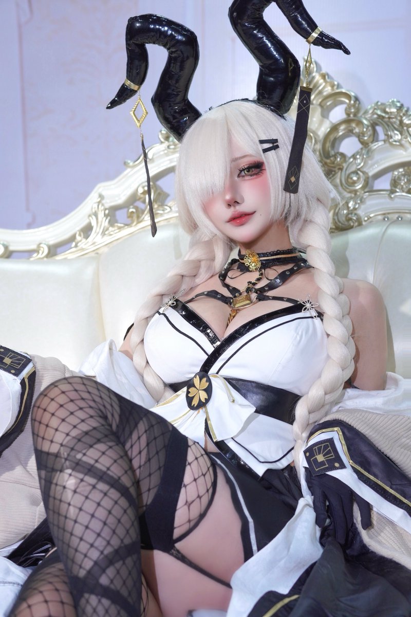 riri_thisway's tweet photo. Owari #AzurLane https://t.co/8LQJPrD2B9