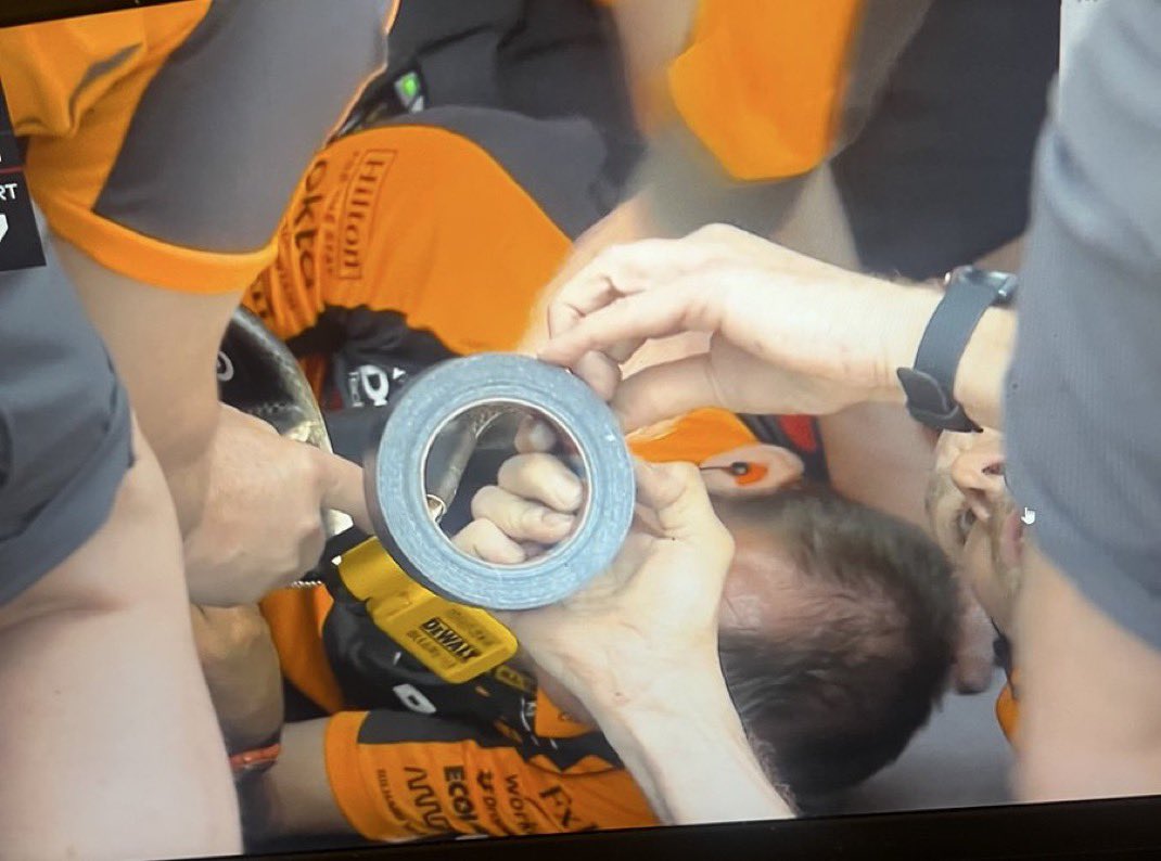 LNFOURS's tweet photo. #tapegate https://t.co/Fbv6PoL5XH