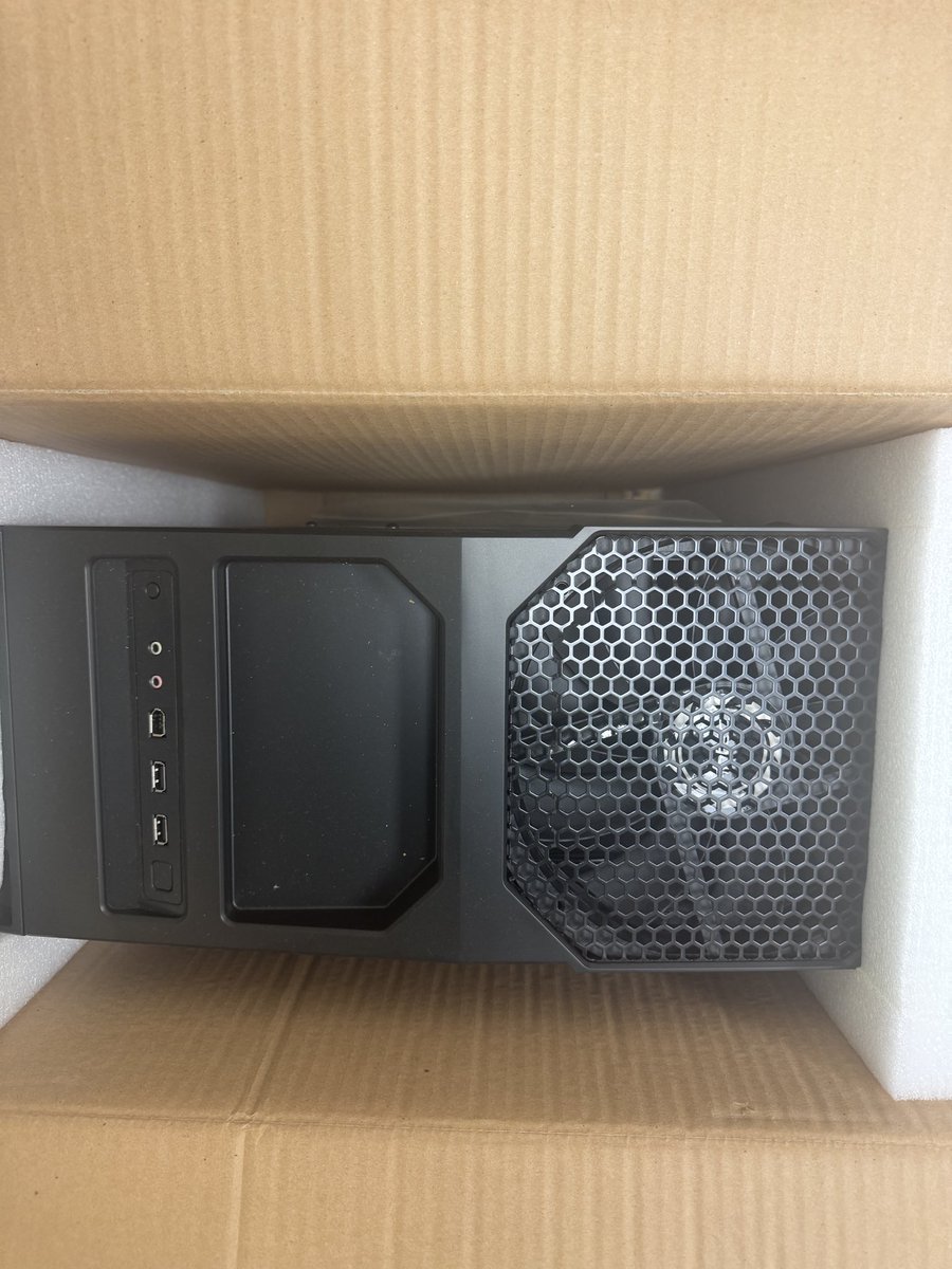 Bruce Wayne tweet media