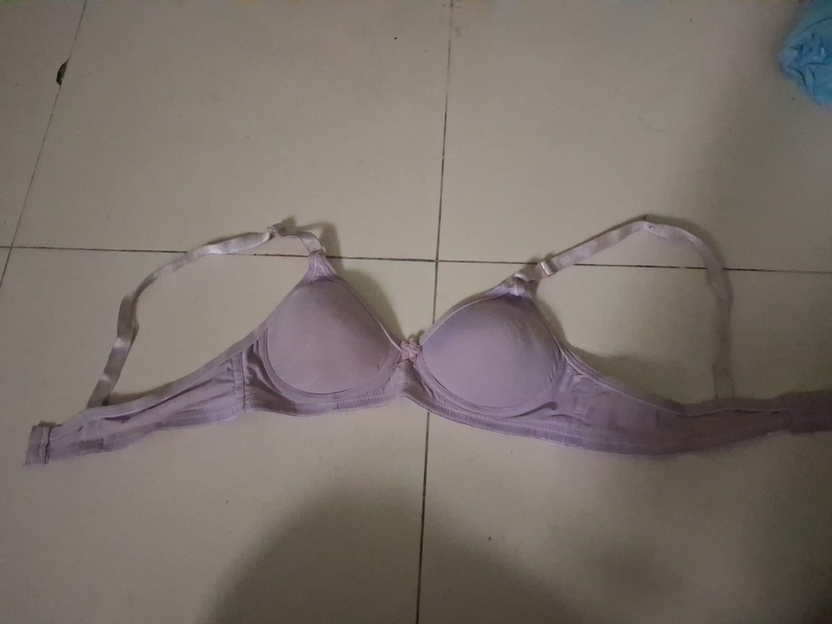 TaniaCDER's tweet photo. Merek Lingcao
Size 34 a
20k 
No minus 
Minat DM https://t.co/sHECGpJ2LD