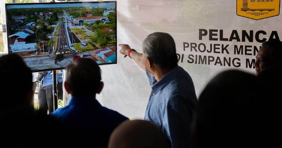 hmetromy's tweet photo. #BaganDatuk Projek menaik taraf jambatan sempit dan berisiko tinggi berdekatan simpang Masjid Al-Quro', di sini berjaya disiapkan lima bulan lebih awal.
https://t.co/v2ua9gpvq4 https://t.co/mgMu2Fz5tA
