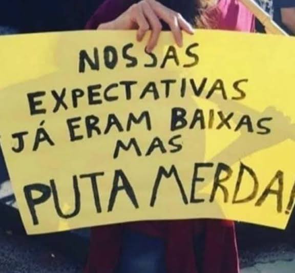 P0URCHAIRE's tweet photo. tortura não é entretenimento, mclaren ajeita essa carroça https://t.co/fdYR1KcEmN