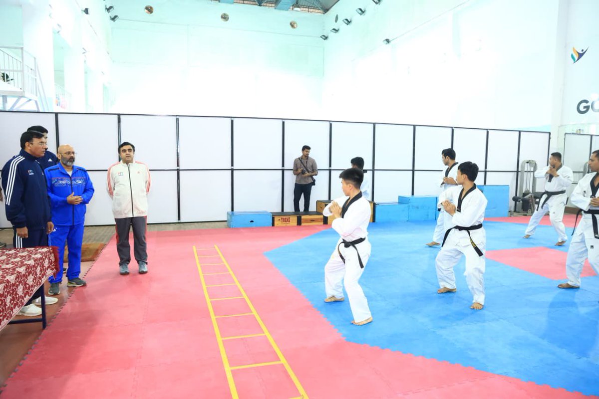 Dr Mansukh Mandaviya tweet media