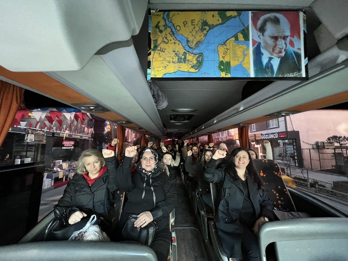 gny39's tweet photo. Türk Metal Sendikamız tarafından düzenlenecek olan 31.Kadın Kurultayına katılmak üzere 35 kadın üyemizi Kapaklı Şubemizden yolcu ettik.Bizlere bu imkanları sağlayan başta Genel Başkanımız Uysal Altundağ olmak üzere Genel Merkez yöneticilerimize teşekkürlerimizi sunarız. https://t.co/rKNCLKJZ6c