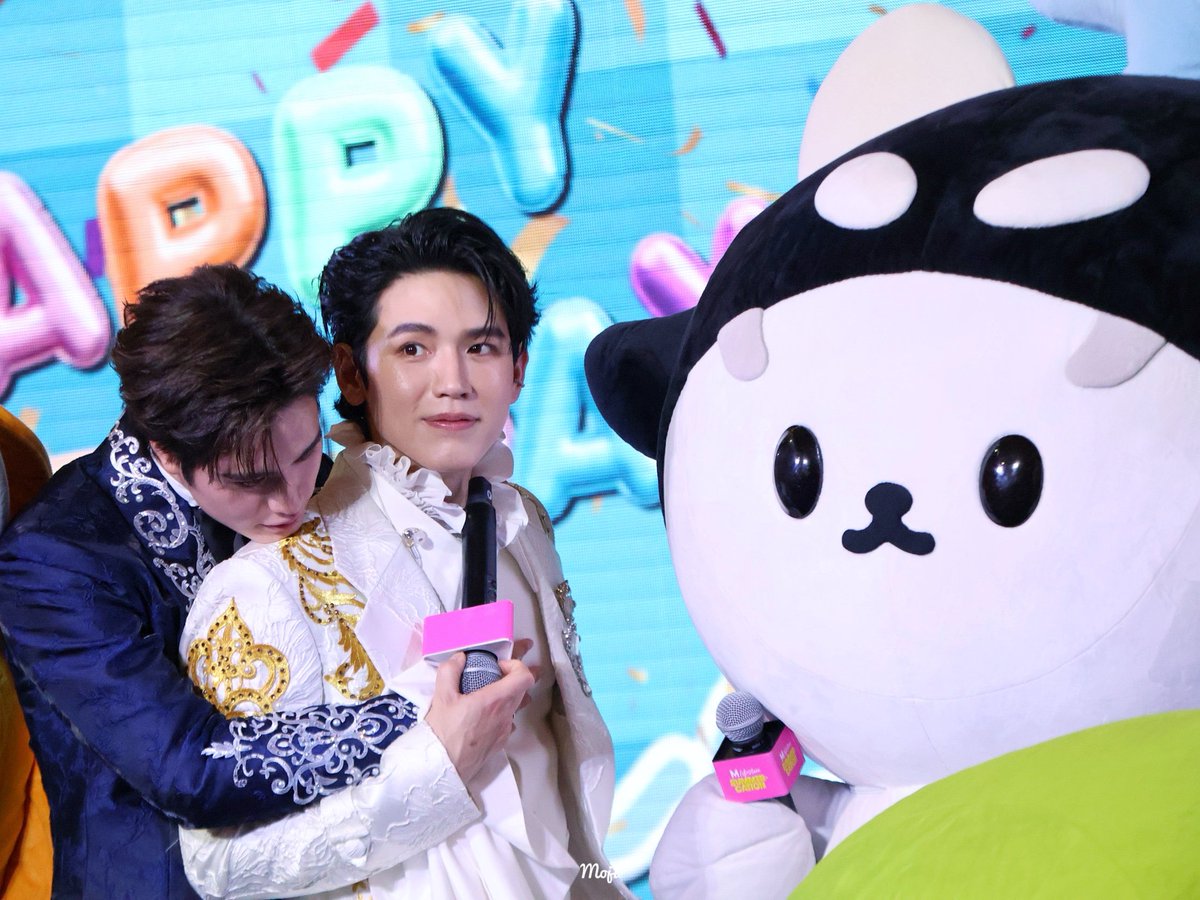 พ่อพ่อกับลูกชายวัย5ขวบกับ3ขวบ

 #THEMALLSUMMER2026xNEWWIEE
 #THEMALLSUMMER2026xPOLCASAN
#Newwiee  #POLCASAN #Gemini_NT