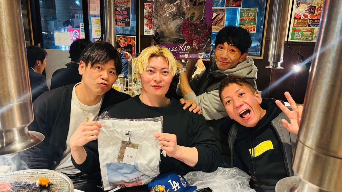 ナルシス小林 tweet media