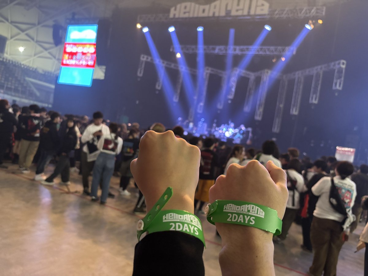 sato_ccn's tweet photo. やっぱ地元ラク〜🤟🤟🚬 https://t.co/7mqn6Kg4cy