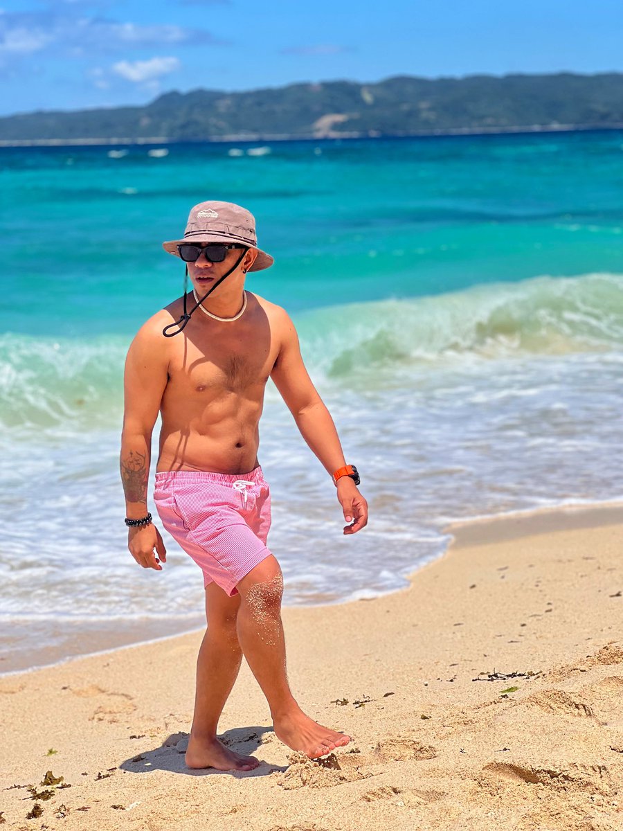 iamTurko's tweet photo. #boracay https://t.co/ONVW1YoMdM