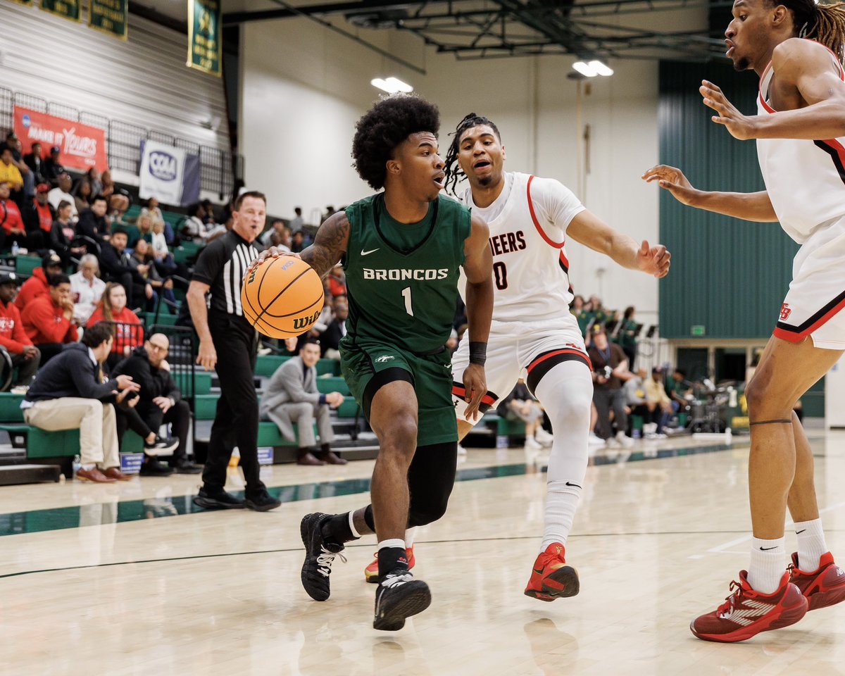 Cal Poly Pomona Broncos tweet media