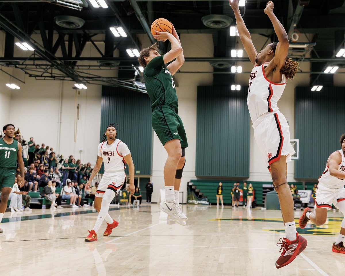 Cal Poly Pomona Broncos tweet media