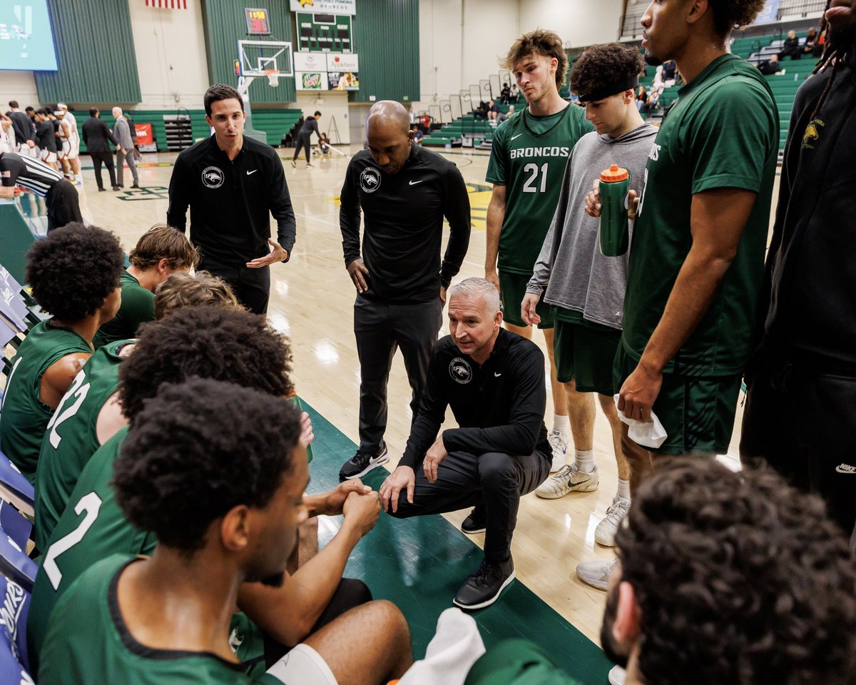 Cal Poly Pomona Broncos tweet media