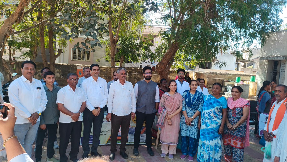 આજરોજ સરકારશ્રીના પ્રજાલક્ષી અભિગમ અંતર્ગત સેવાસેતુ 2.0 કાર્યક્રમનો બીજા તબકકાનો નખત્રાણા તાલુકાના ઘાવડા મોટા ગામ ખાતે આયોજન કરવામાં આવેલ.<a href="/collectorkut/">Collector & DM, Kachchh</a> <a href="/PNakhatrana/">SDM & Prant Officer, Nakhatrana (Kachchh)</a>