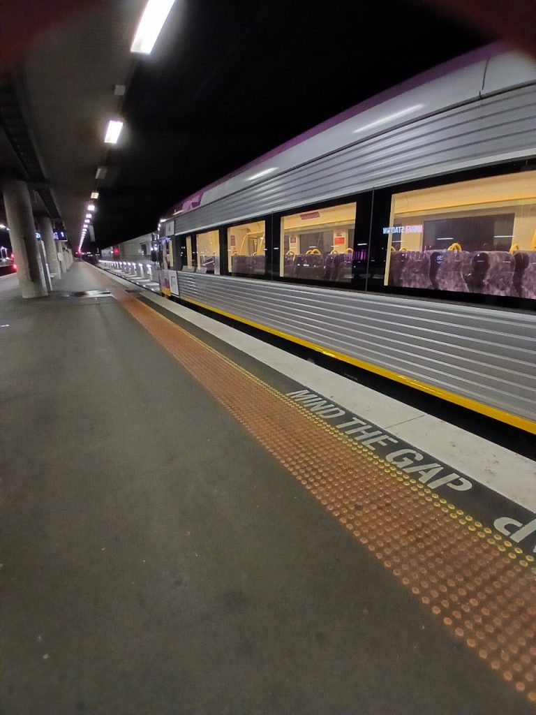 vicrailnews's tweet image. Albury SG VLocity seating design, narrow seats not fit for long duration travel? dlvr.it/TRLcxG #railnews #alburyvolcity #vline #passengercomfort