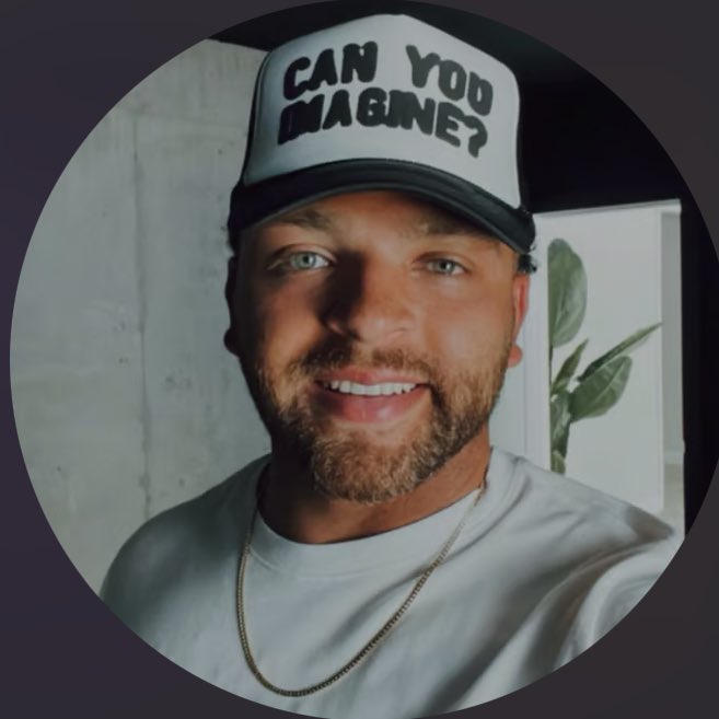 TheBigBroTea's tweet image. Devonta is on Cameo, he joined over a week ago, but no one noticed. He is charging $40 for a cameo, but for $10.99 you can send him a message. He still has not sold any cameos. #LoveIsBlind