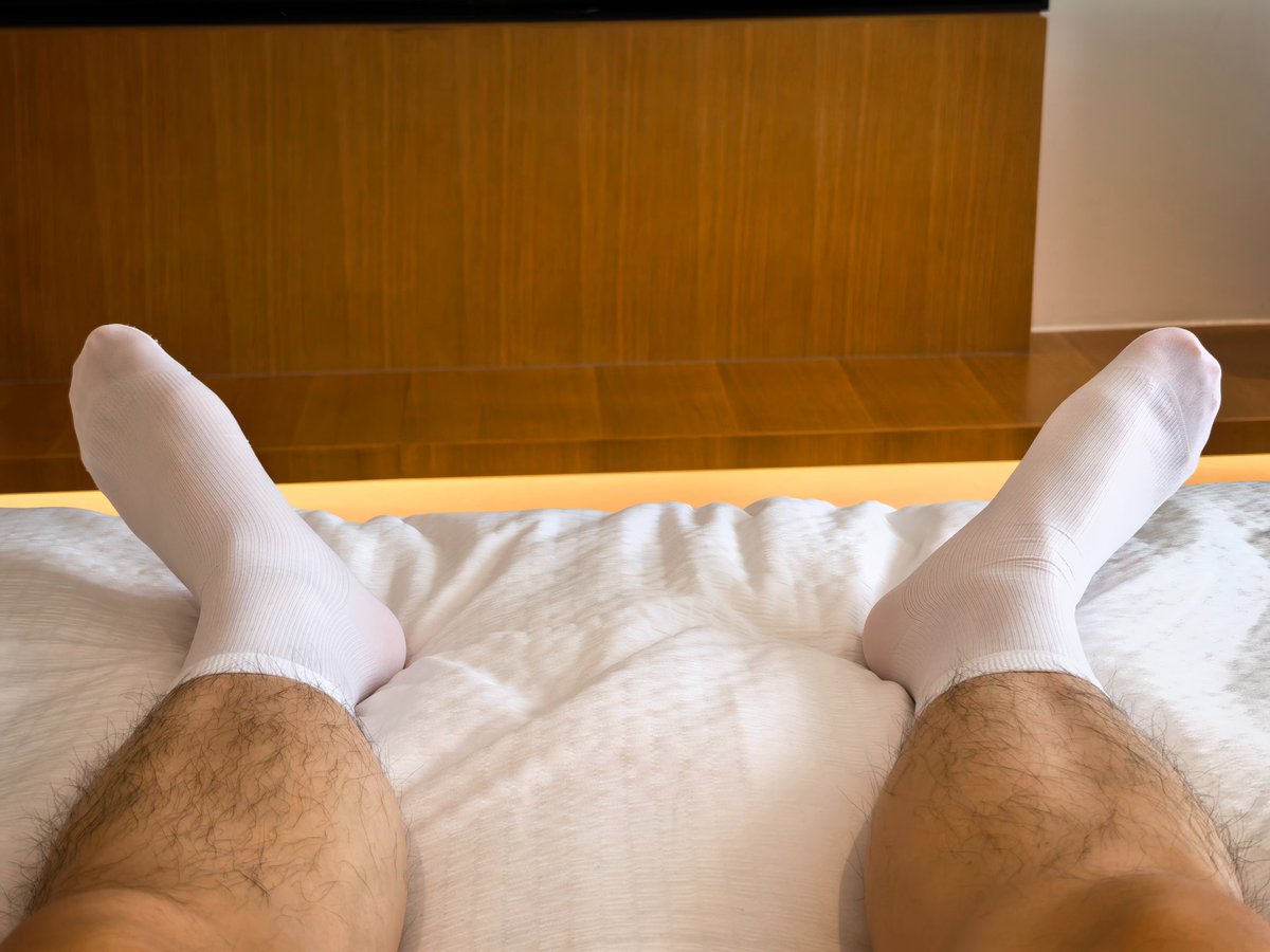 Whitesocks tweet media