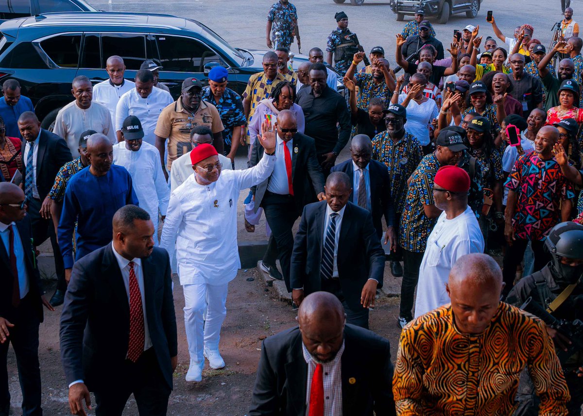 Hope_Uzodimma1's tweet photo. My administration remains firmly committed to the welfare of workers in Imo State. It is both a moral obligation and a covenant of trust that we have faithfully upheld through the prompt payment of workers’ salaries, benefits, promotions, and other entitlements. We have consistently matched our words with action in ensuring that the welfare of Imo workers remains a top priority.

I am therefore deeply honoured to receive the Pacesetter Award from Organized Labour. I appreciate the leadership of my brother, Comrade Joe Ajaero, who was ably represented at the occasion by the National President of the National Union of Local Government Employees (NULGE), Comrade Aliyu Haruna Kankara. This recognition reflects the collective efforts of my administration in implementing one of the highest minimum wages in the country and in sustaining policies that prioritize the well-being of our workforce.

With the economic reforms and policy direction of President Bola Ahmed Tinubu, which have strengthened the capacity of subnational governments with greater resources to deliver impactful governance, we remain resolute in our commitment to ensuring that the benefits of progressive growth are felt by the people of Imo State.

This honour further reinforces our dedication to responsible leadership and people-centred governance. As the engine room of government, our workers will continue to receive the motivation, support, and recognition they deserve.

- Hope Uzodimma