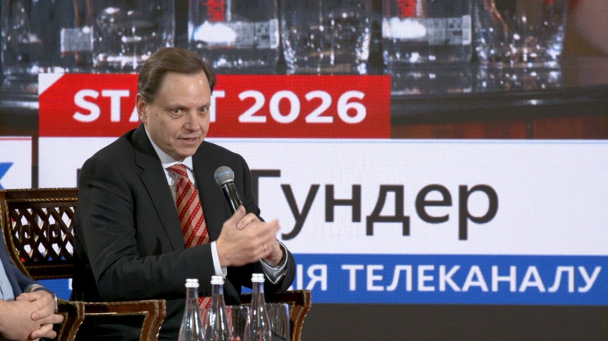 Andy Hunder tweet media