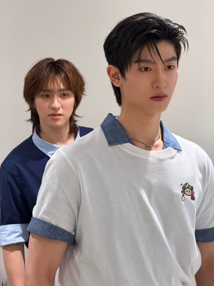 nakanisnakan's tweet photo. หน้าชัด หลังงง 🤨

#GQxGISMOWMeetTMK https://t.co/2yZRQyXkZP