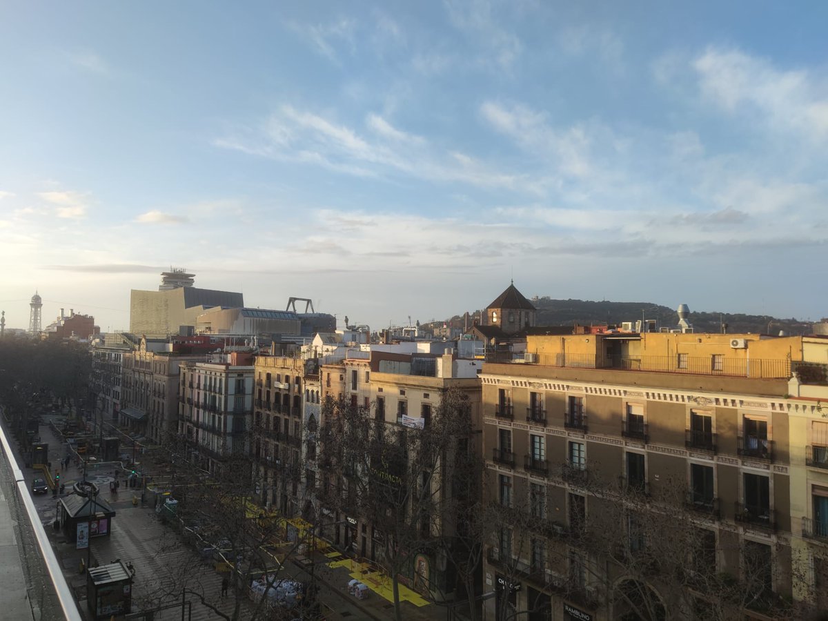 Julia en la Onda tweet media