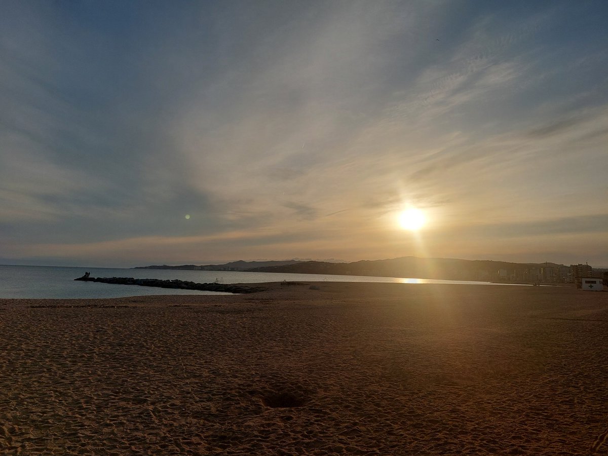 "Mai subestimis el poder d'una pausa." Bon dissabte !!