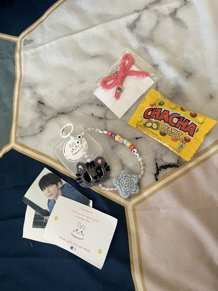 thankstotxt's tweet photo. so cute🫶🏼🤏🏼☁️

thank you kak @soobidoobeedoo https://t.co/aKzEXLJzRU