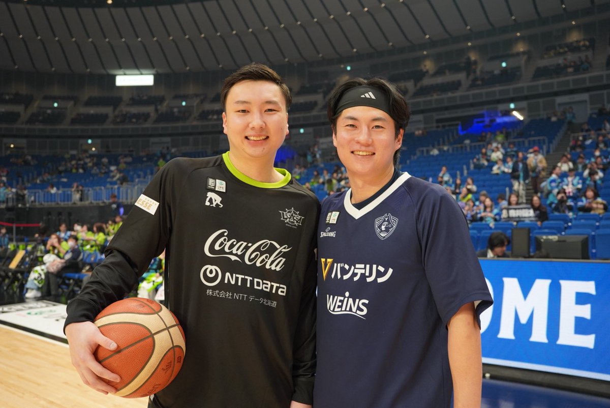 代表で共に戦った2人が横アリで再開🤝 #安藤誓哉 × #富永啓生