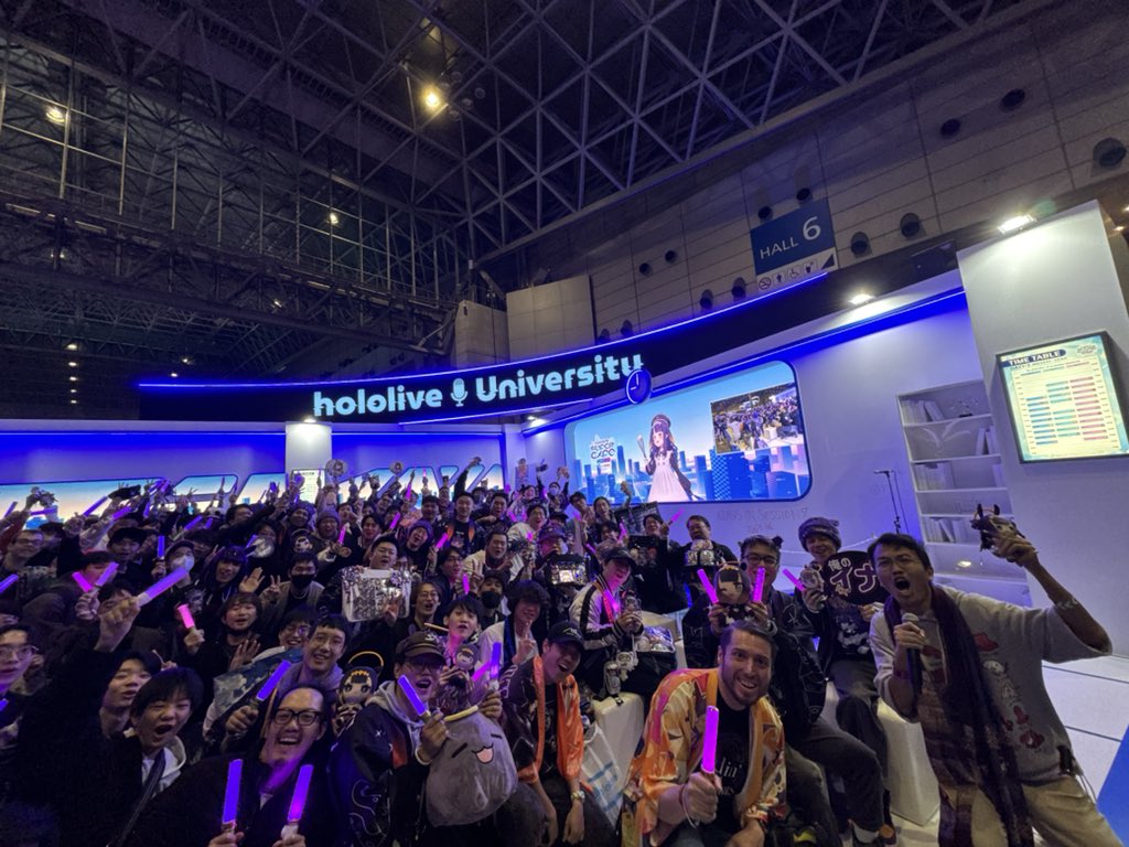 Hi Ina,
Thank you for such a memorable Monitoring talk!
My heart was bumping non stop talking with you.
Thanks for accommodating our requests! 
Please find the photo we take together!
-JamesTako
#hololivefesEXPO26_DAY2
#InainafesEXPO26