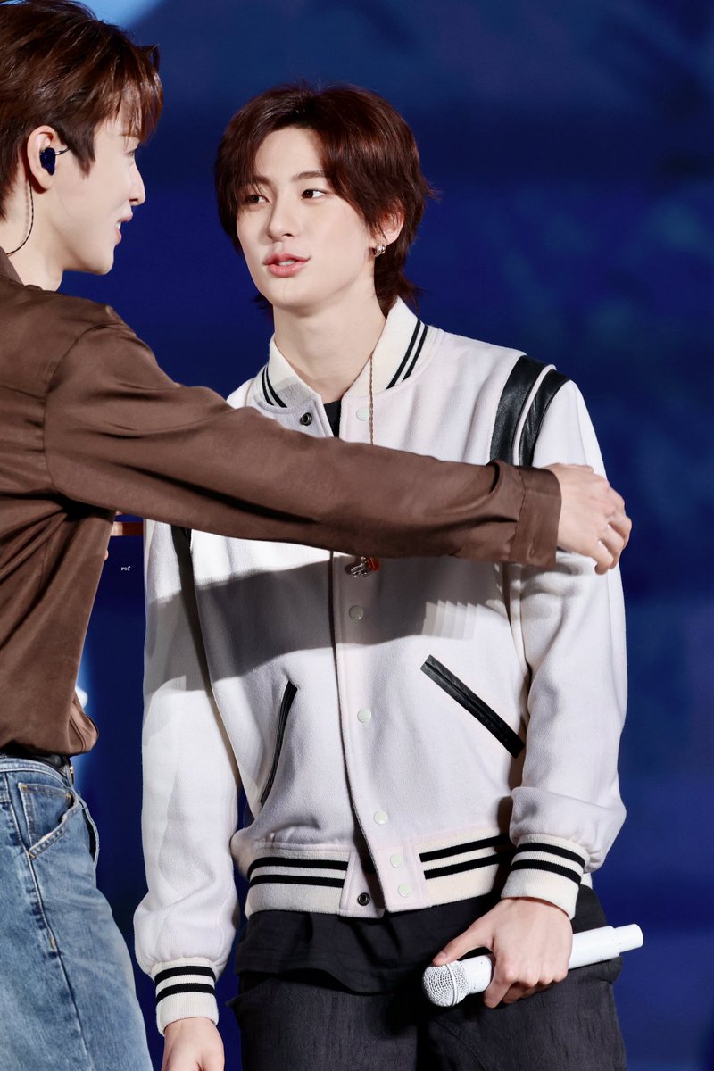 ref：^0^rain tweet media