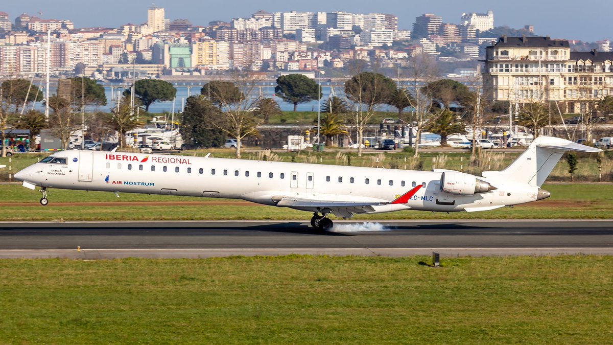 AParayas's tweet photo. ✈️ Buenos días a tod@s. 🙋♀️🙋♂️
SÁBADO, 7️⃣ de Marzo
#Santander #Parayas
👉 @vueling
#Barcelona
👉 @AirNostrumLAM
#Madrid 🛫 3 🛬
👉 @Ryanair_ES
#Málaga
#Edimburgo
#Bruselas #Charleroi
#Londres #Stansted
👉 @Wizzair
#Bucarest #Otopeni https://t.co/F46guprqq7