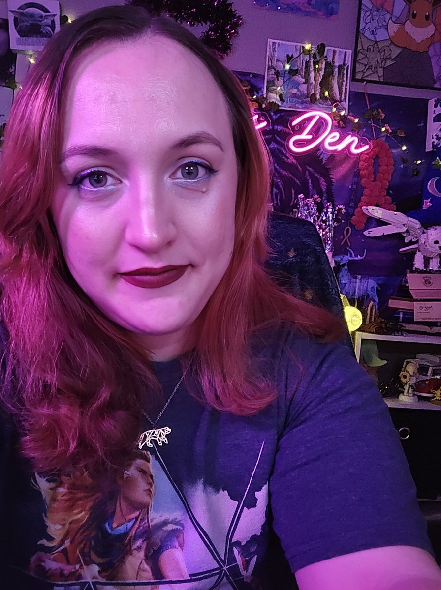 Im trying to get better posting on my socials 
But hiya im tigeress if this is the first time your seeing me and i would love to meet you over on twitch sometime!!! Anyway good timezone to you im off to bed 💖💖💖