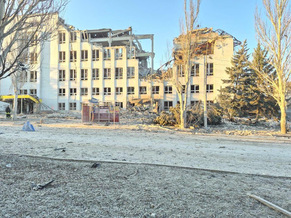 Obserwator Wojen tweet media