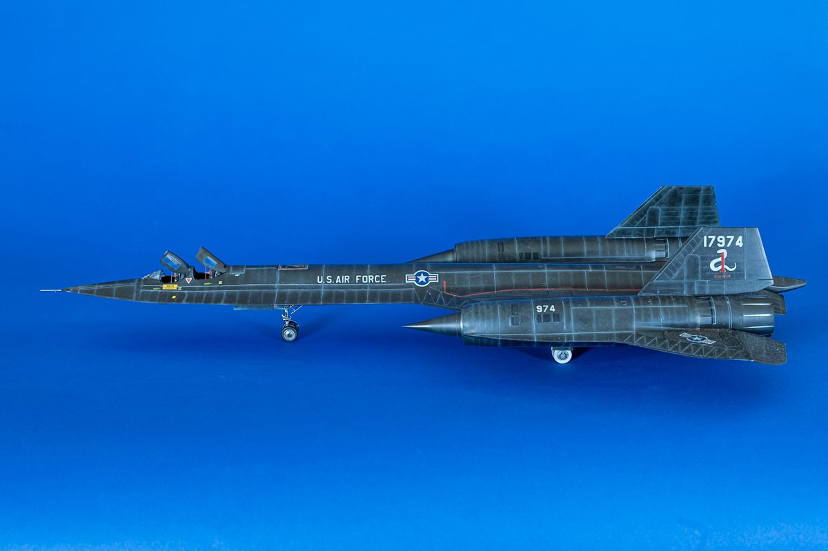 Italeri Model Kits tweet media