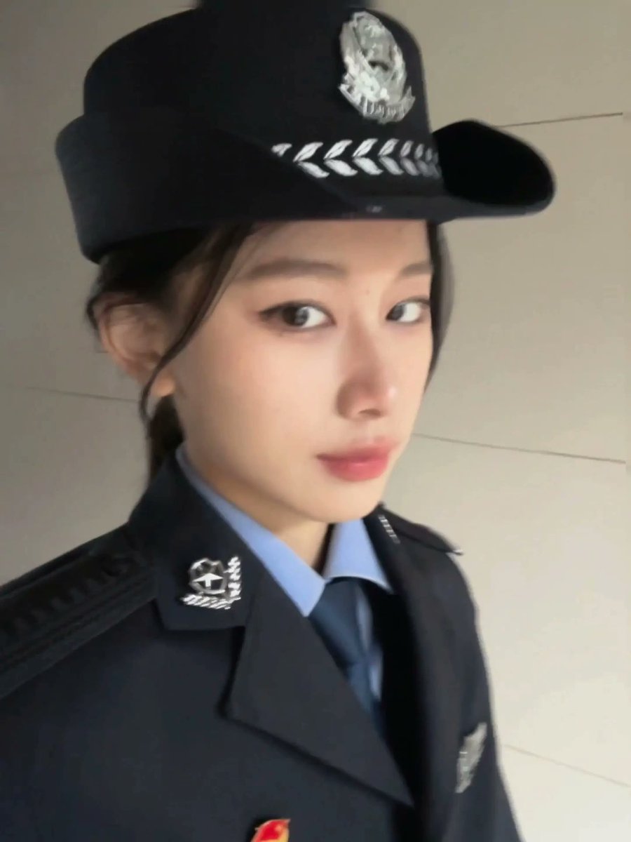 和的有人我 tweet media