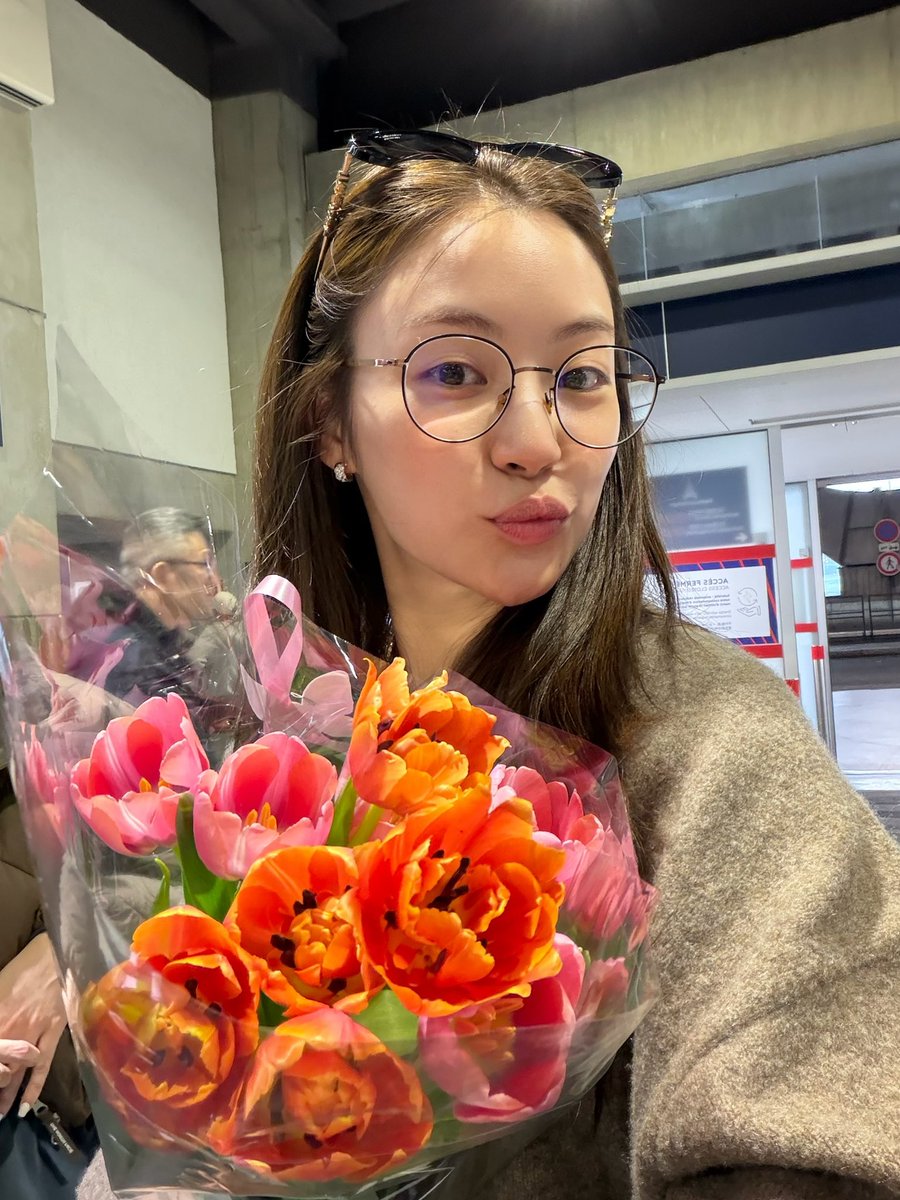 Feeling so welcomed, thank you 🌷🥰

<a href="/CHANEL/">CHANEL</a> 
#CHANELFallWinter
#CHANELShow
#CHANELFW26xLenaMiu
#LenaMiu
#MiuNatsha
#PFW