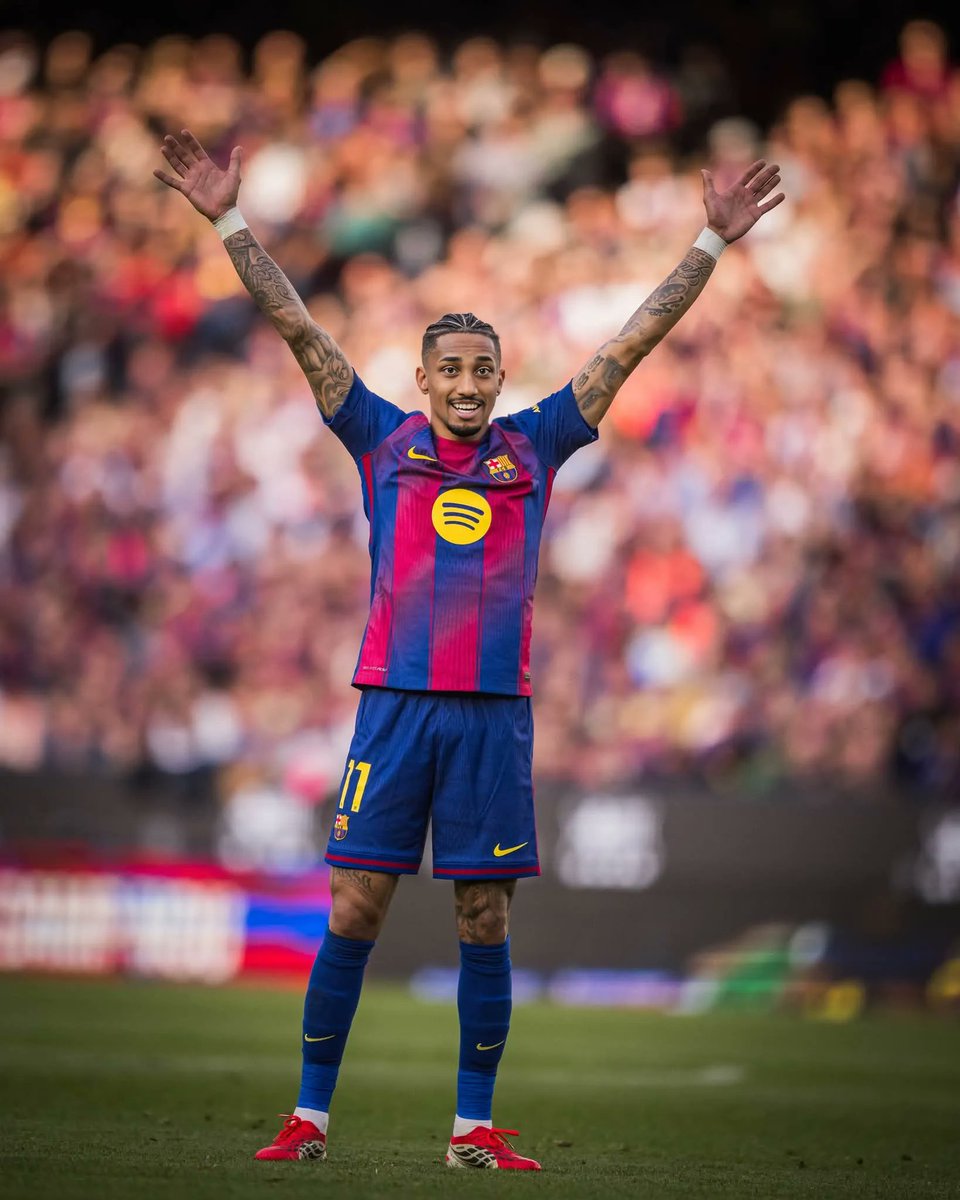 Teacher: The exam will be easy
The exam: Is this João Pedro or Raphinha? "
"Spot the impostor  (spoiler: both are fire)"🇧🇷😂