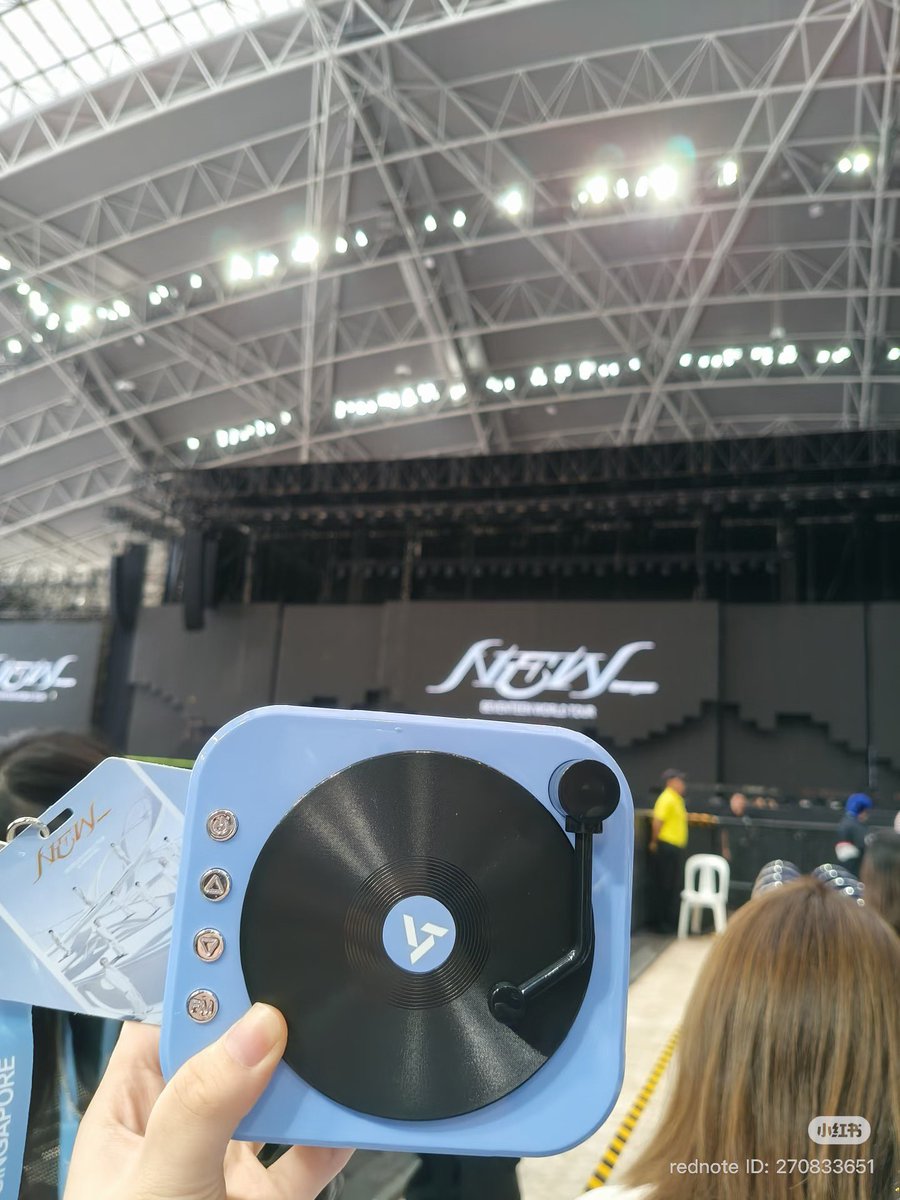 우와 ㅠㅠㅠ 싱가폴 븹 선물 블루투스 스피커래😭😭😭