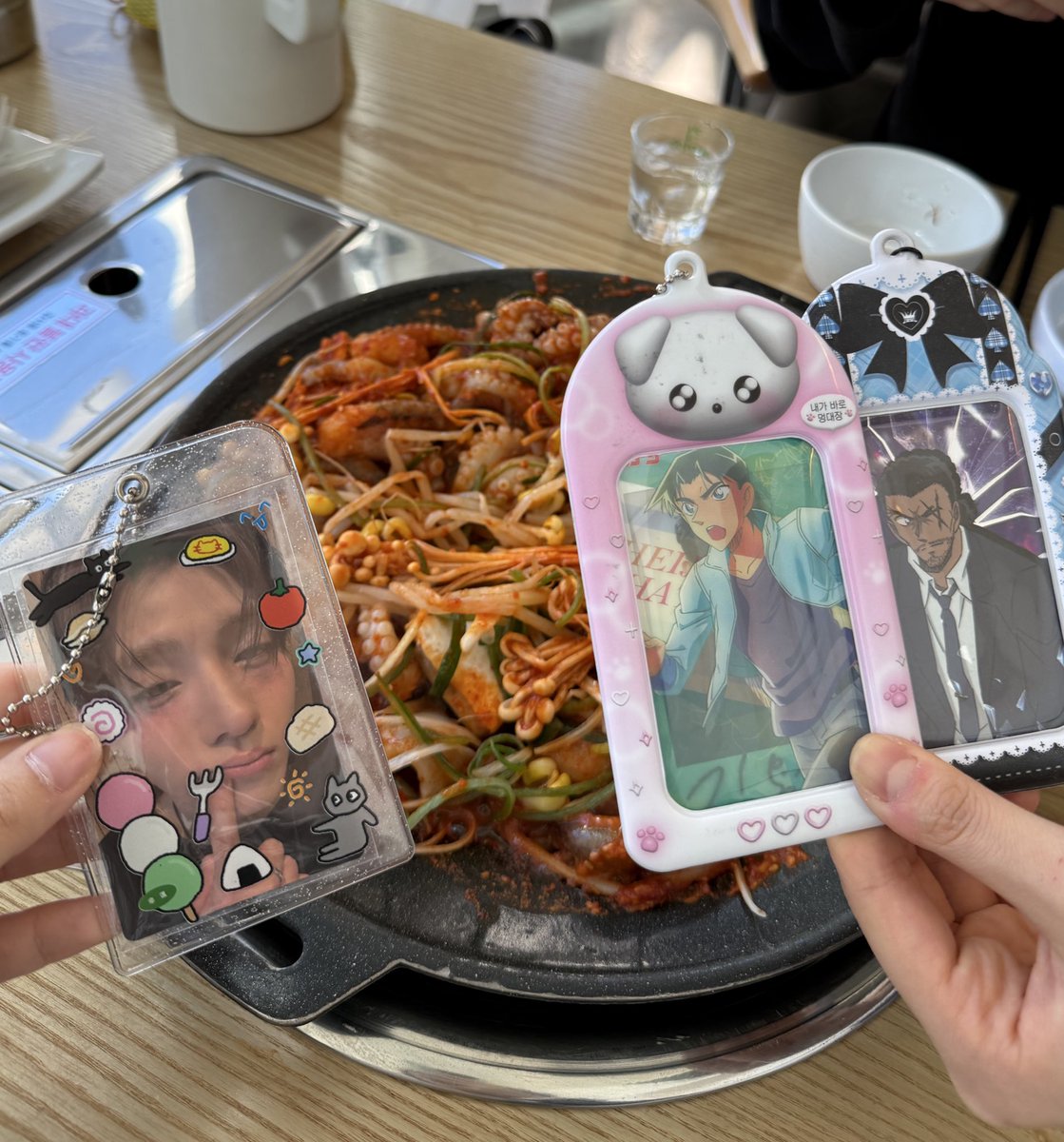 L0v2sw's tweet photo. 상원이는 대구 나는 쭈꾸미 🍚

#여기온이상원없이먹는다 https://t.co/n5SsRzxP4v