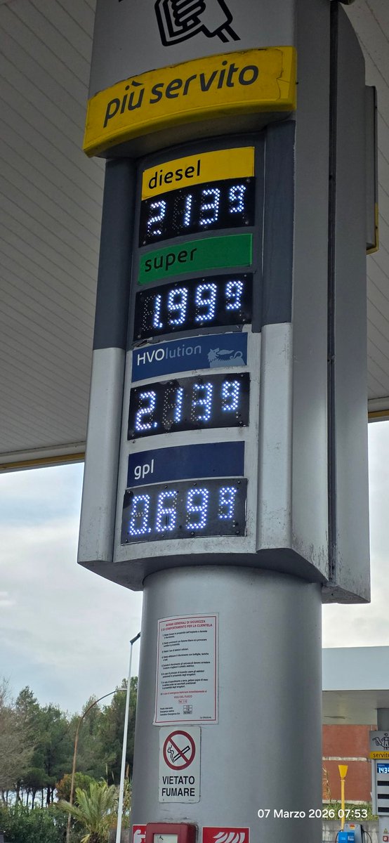 𝕮𝖔𝖓𝖘𝖙𝖆𝖓𝖙𝖎𝖓𝖊 𝕸𝖔𝖗𝖓𝖎𝖓𝖌𝖘𝖙𝖆𝖗  tweet media