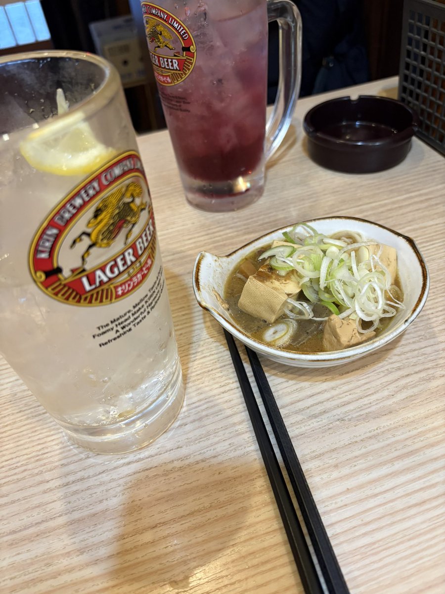 rundmchoshi's tweet photo. 昨日はぶらりと高円寺へ
#RECORDSHOPBASE
#どこでも晩杯屋
#高円寺 https://t.co/tD2BTzOemK