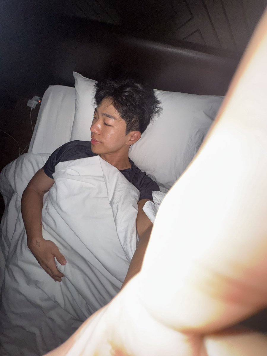 joeltkl's tweet photo. eat sleep run repeat, twice a day https://t.co/NbNS6QNLqq