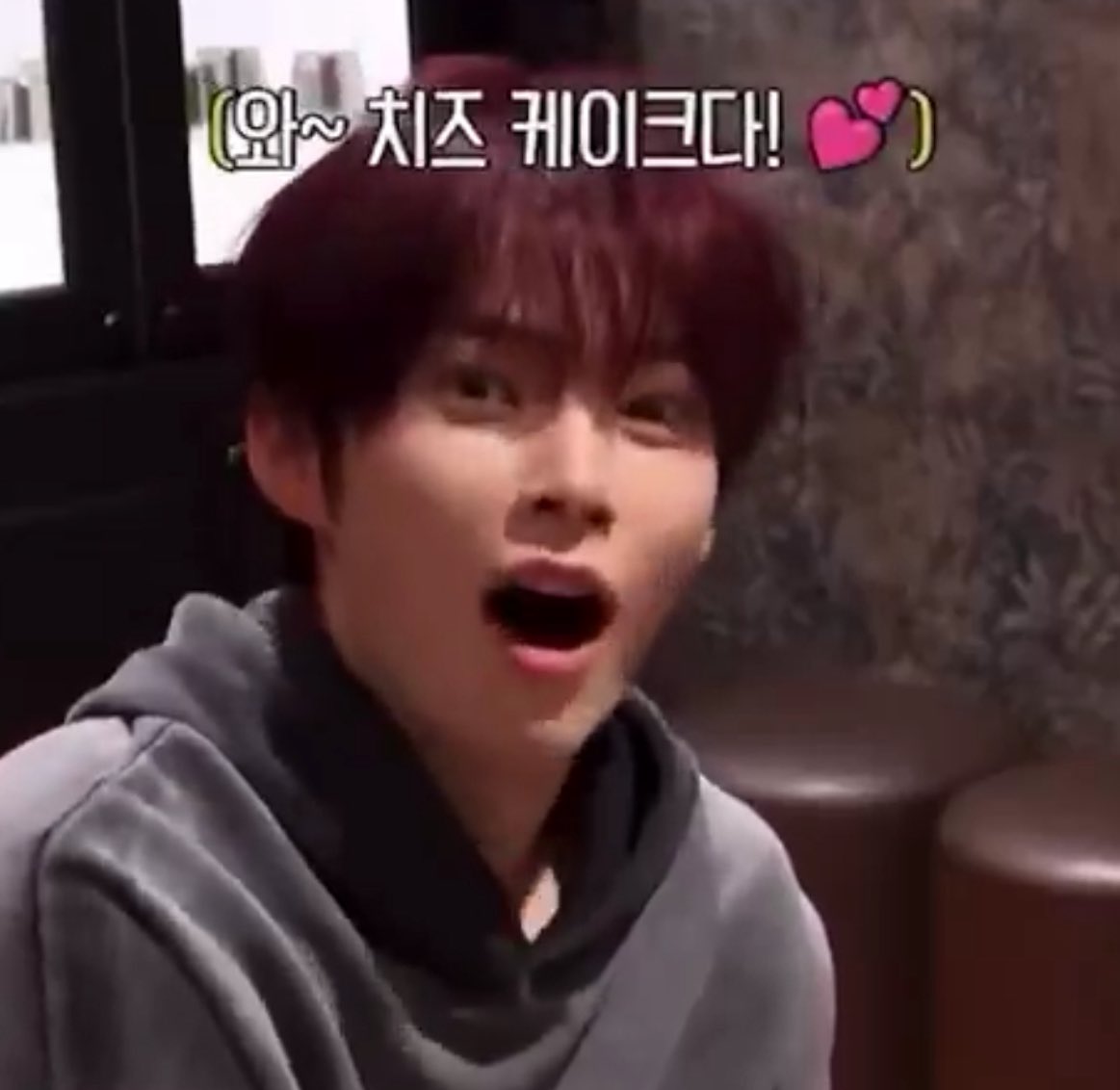 또 tweet media