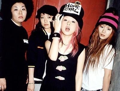 organic_junk's tweet photo. #このバンドorミュージシャンを分かったらリプ・100いいね目指す
初めてハマったギャルバンかも🤣
バンドよりボーカルの方が有名かもね笑
CUTIEやZipperのカリスマ✨ https://t.co/n3FLln7AyH