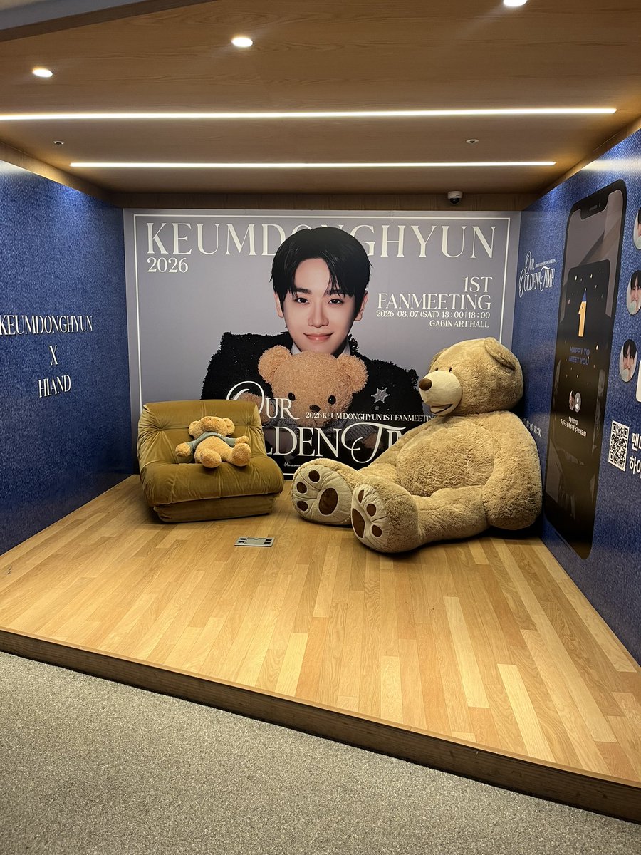 jiryeee's tweet photo. 진짜 오랜만이다 ~

#금동현 #KEUM #금동현하이앤드 #HIAND #하이앤드 https://t.co/BSrjxQSZ3q